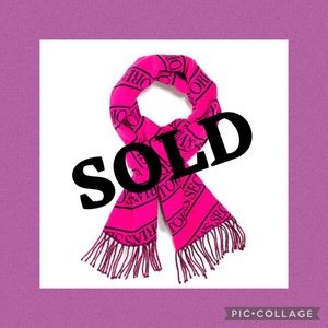 SOLD Ⓜ️ Victoria’s Secret Woven Logo Scarf